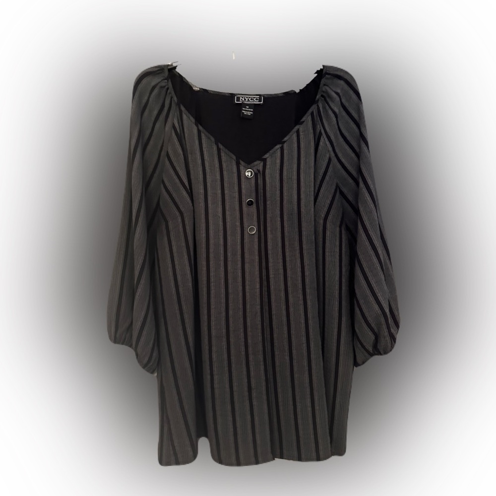 NWOT Women’s Top. 1X